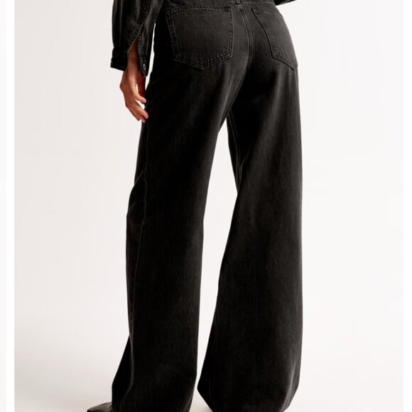 Abercrombie & Fitch Black Flare SHORT Jeans - Picture 3 of 7